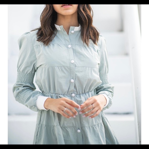 Dress - Picture 2 of 3